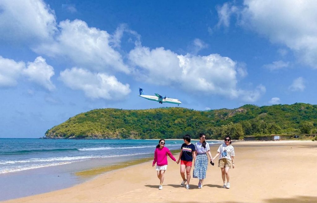 Bãi biển Côn Đảo