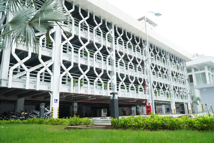 Bãi xe của bệnh viện Chợ Rẫy