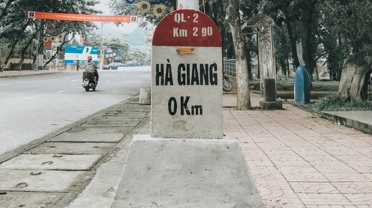 Cột km